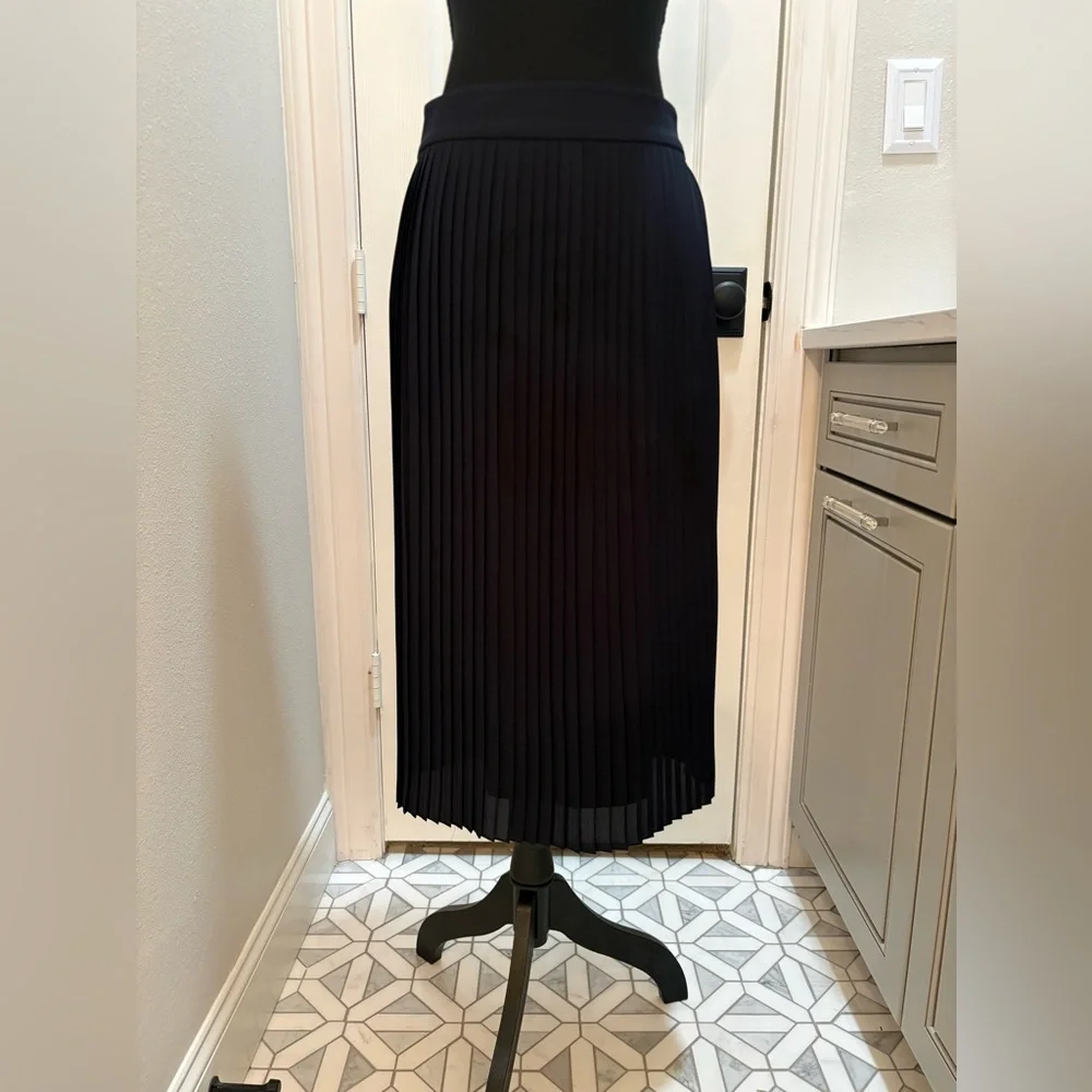 J. Crew Navy Pleated Midi Skirt - Picture 1 of 6